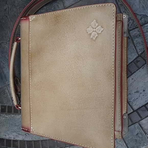 Patricia Nash New Crossbody/Handbag - Picture 2 of 14